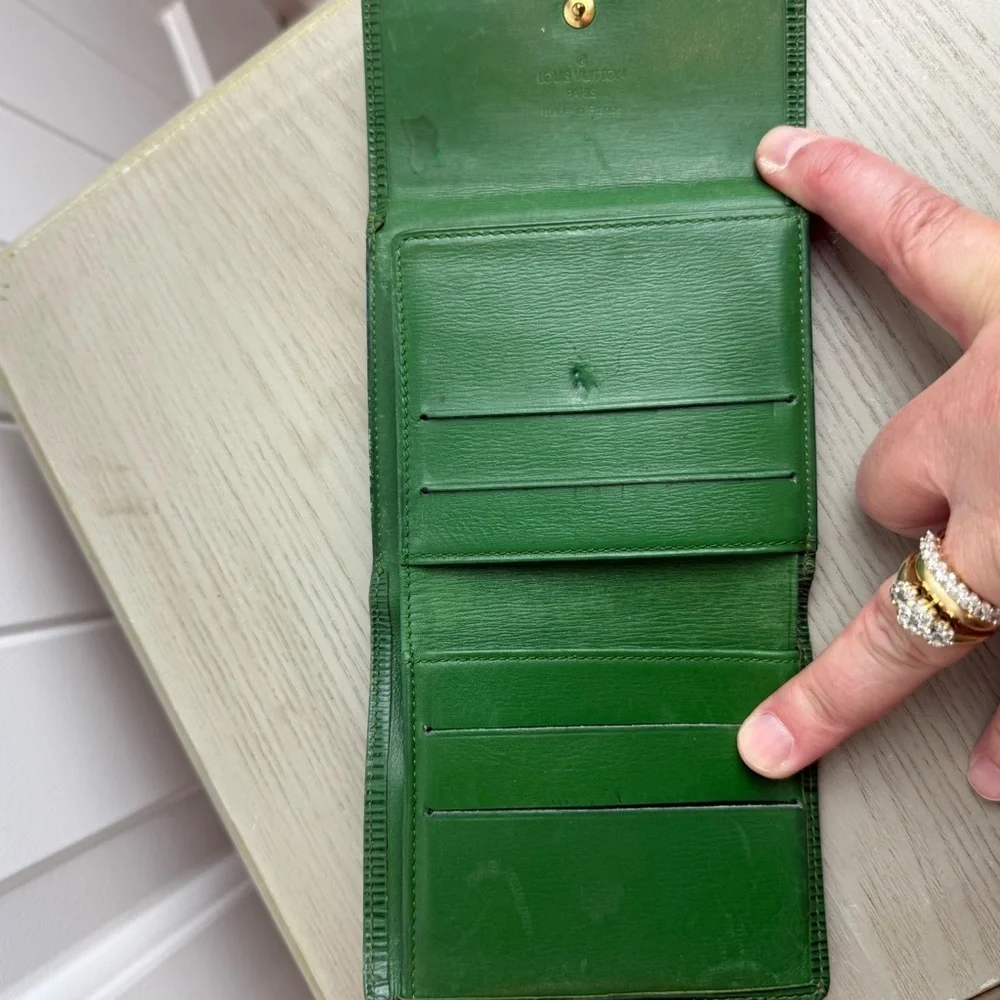 Louis Vuitton Epi Green Elise double side Wallet *Authentic*
